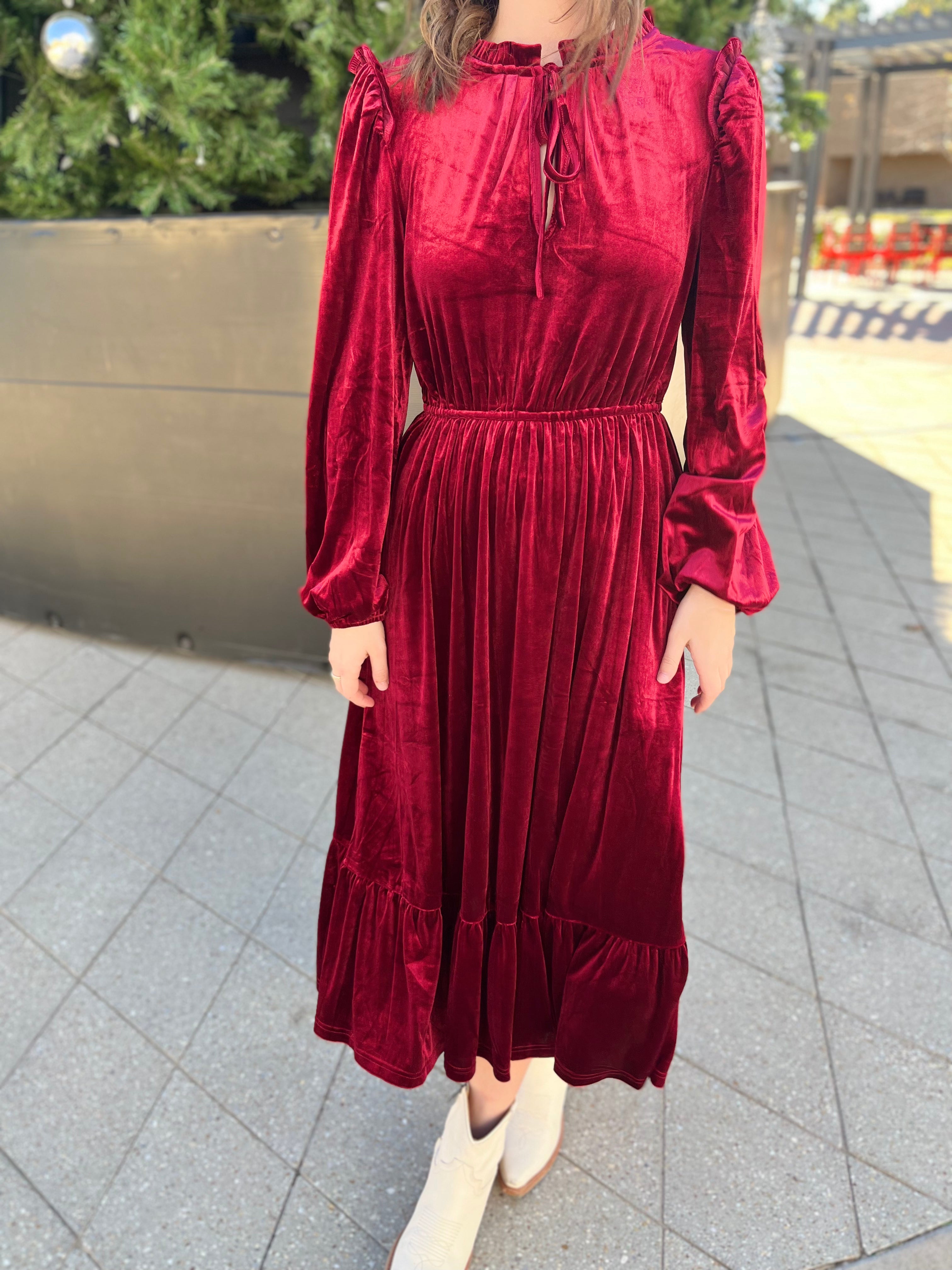 Charleston Ruffle Velvet Midi Dress- Wine