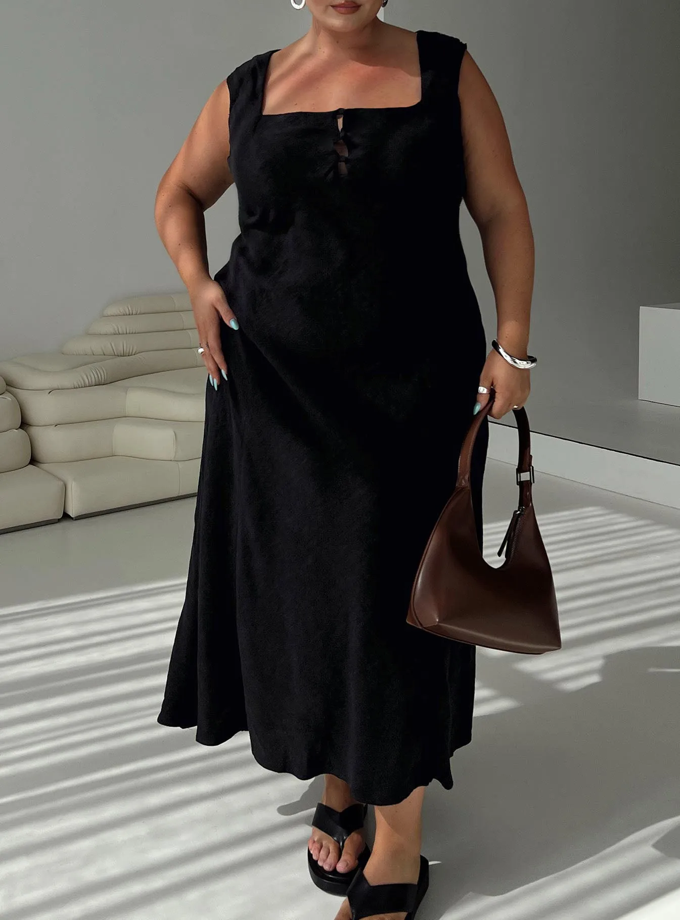 Chosen Girl Linen Blend Maxi Dress Black Curve