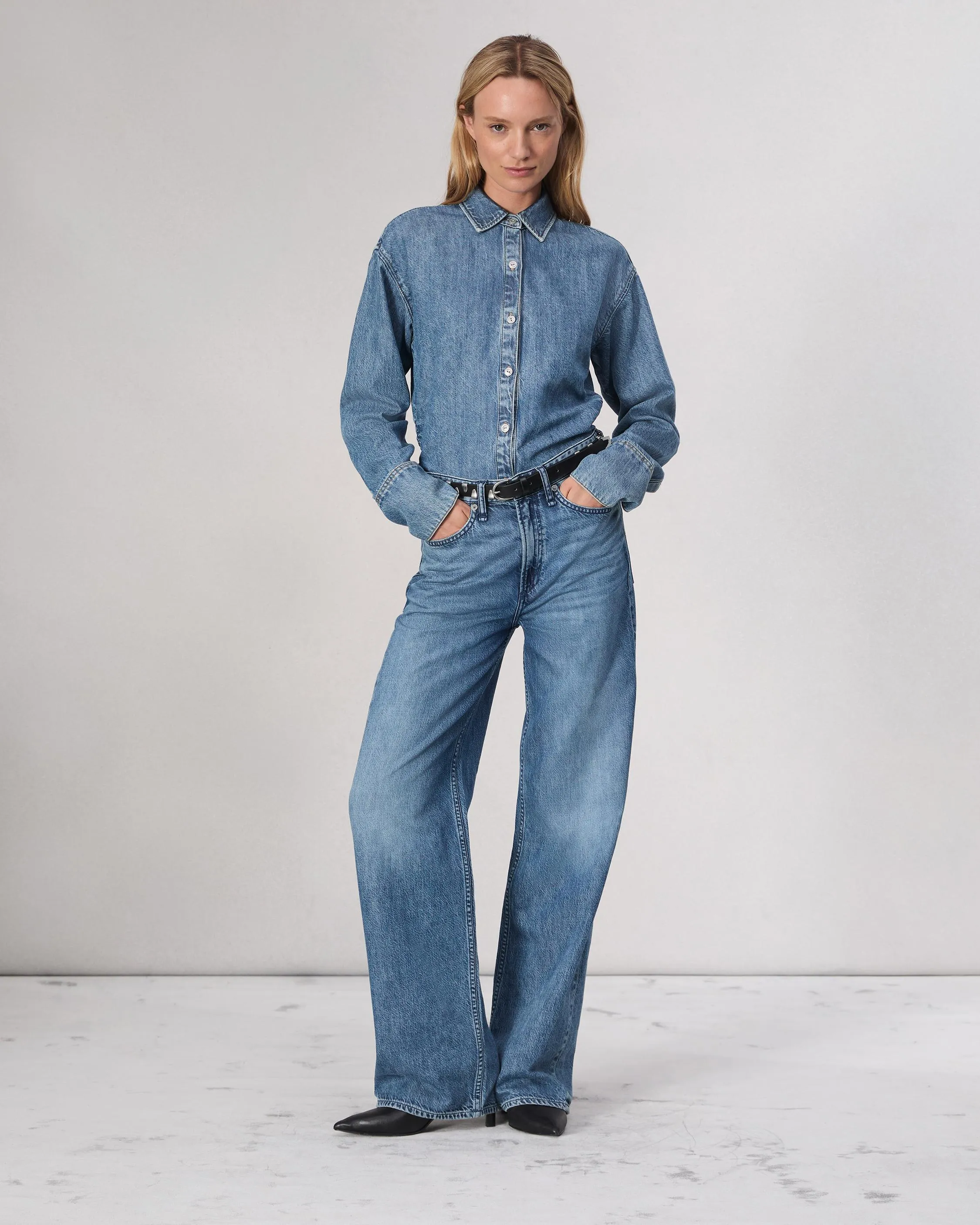 Featherweight Logan Wide-Leg Jean