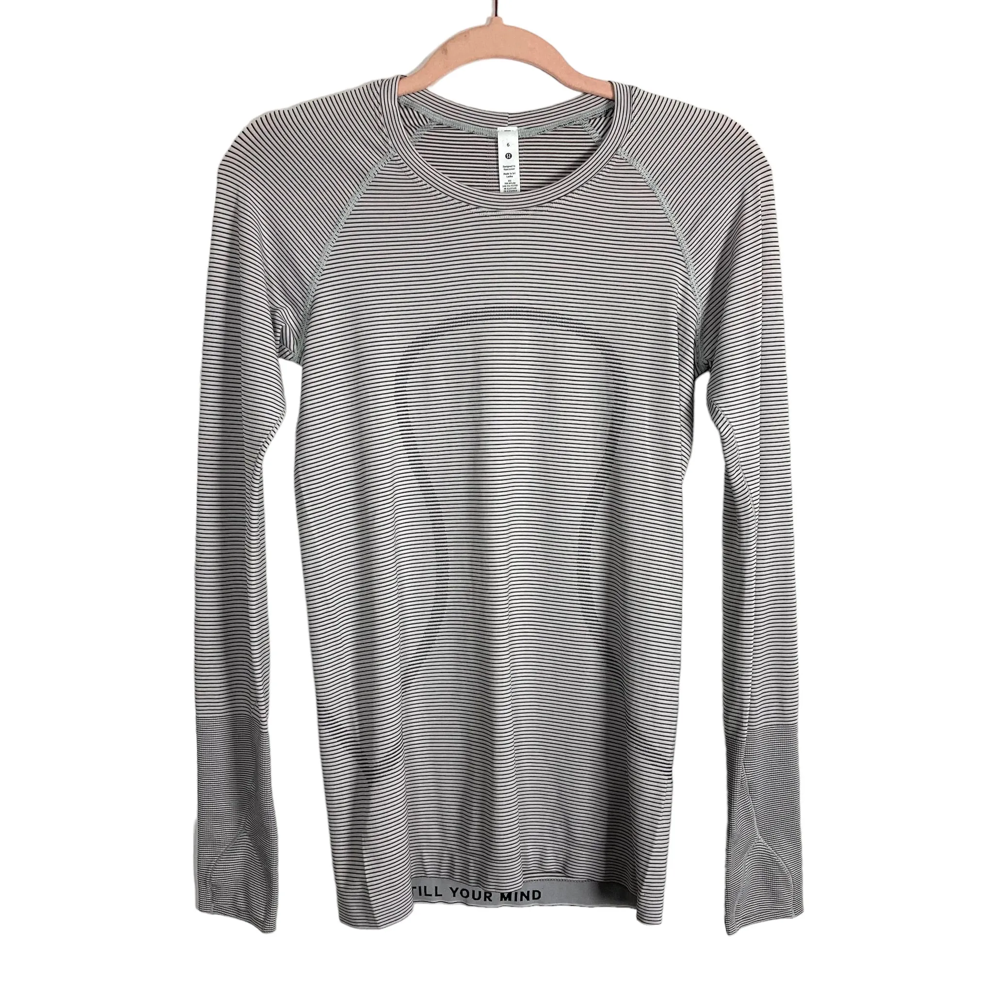 Lululemon White/Black Striped Swiftly Tech Long Sleeve 2.0 Tee- Size 6