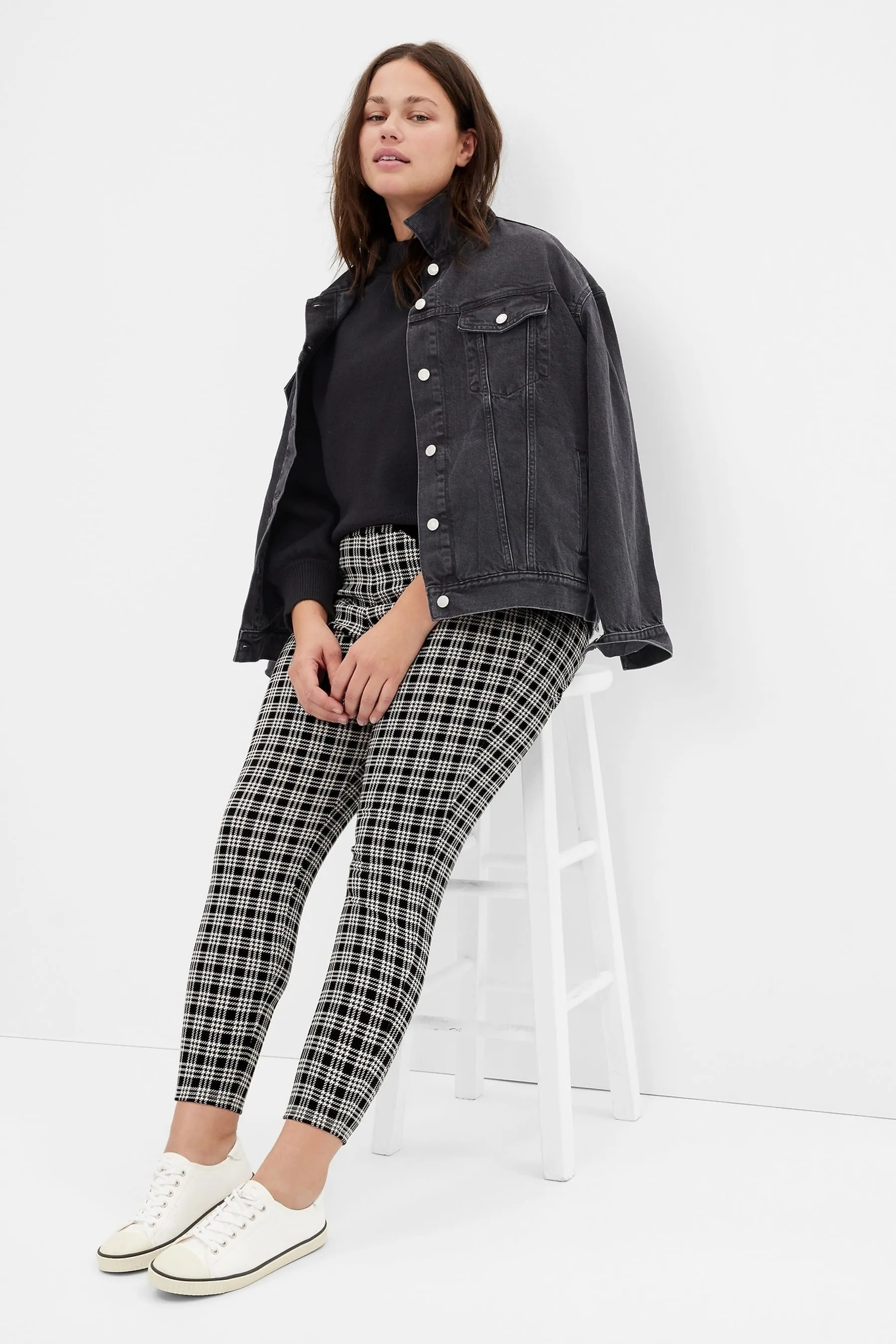 Mid Rise Plaid Leggings