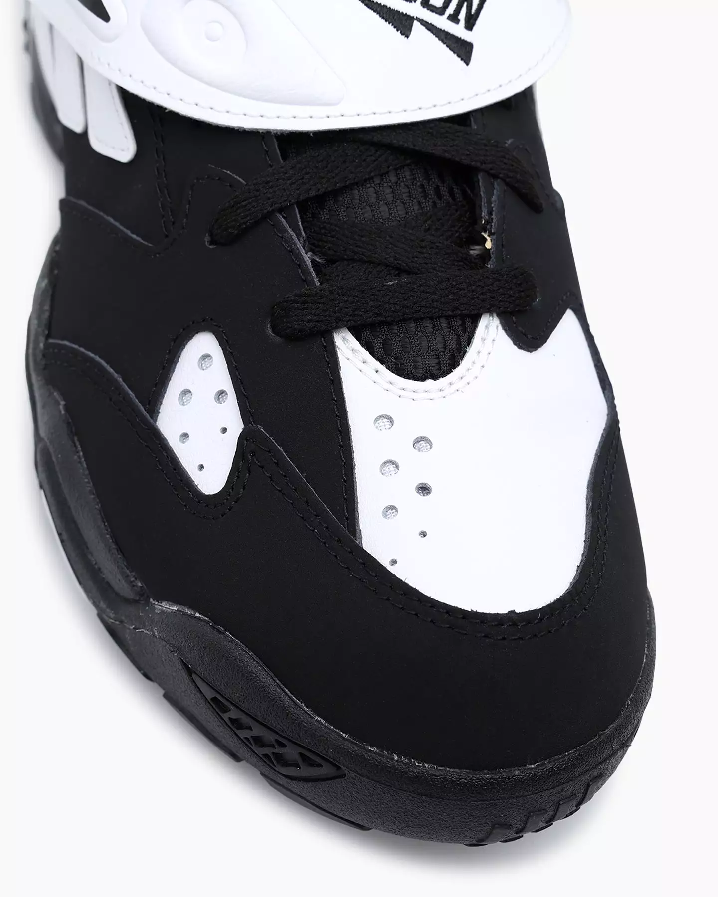 Reebok Preseason Black