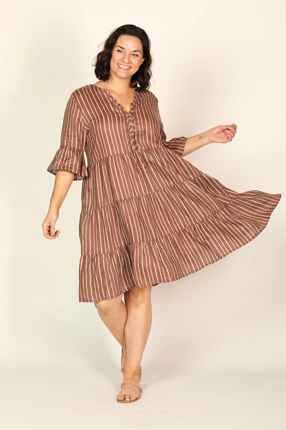 Scout Linen Tiered Dress in Nutmeg