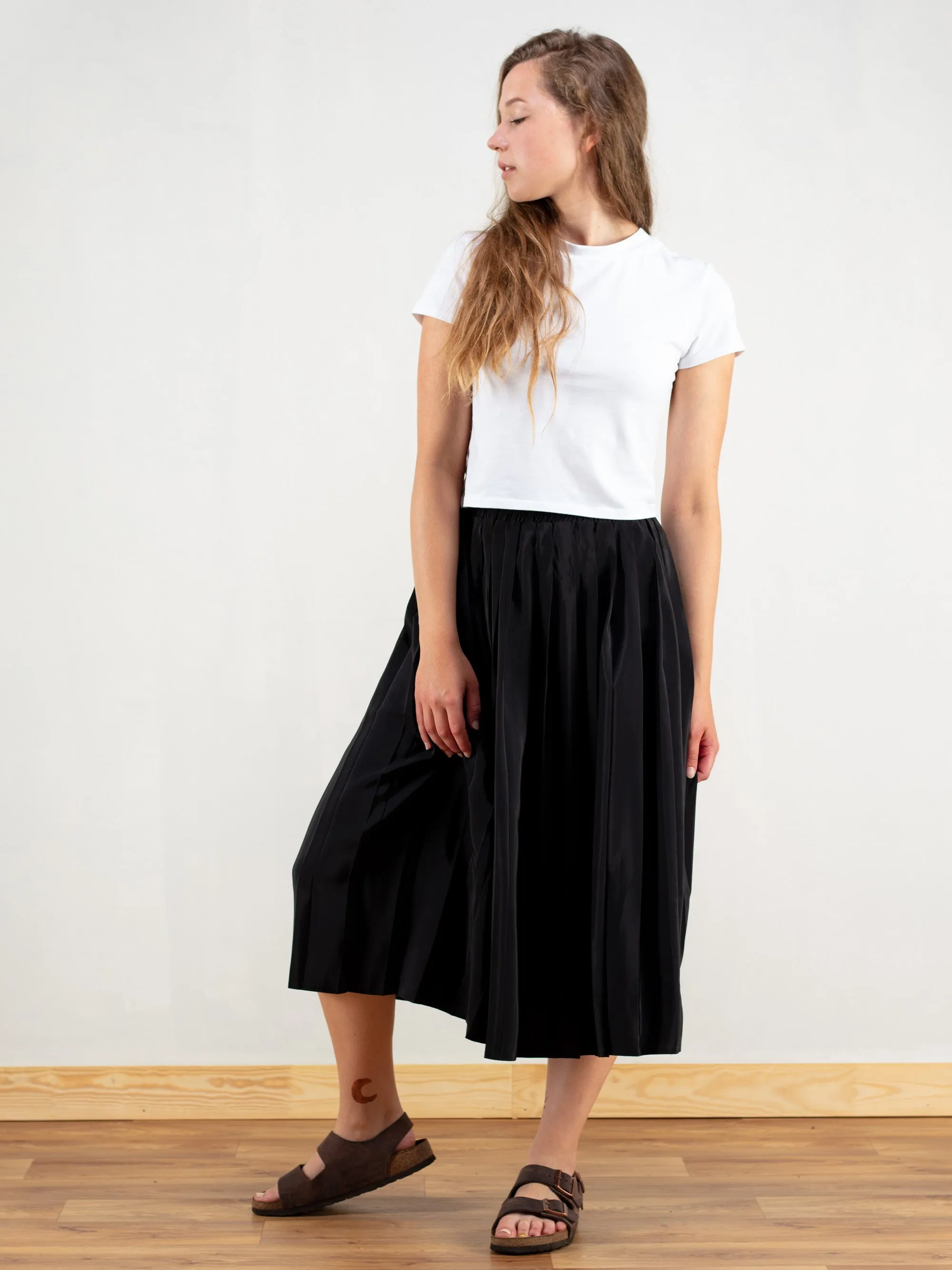 Vintage 70's Black Pleated Women Skirt