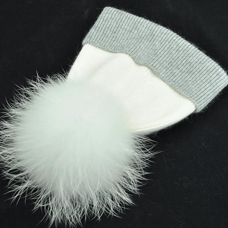 Women's Elegant Stripe Big Raccoon Fur Pom Knitted Beanie Cap